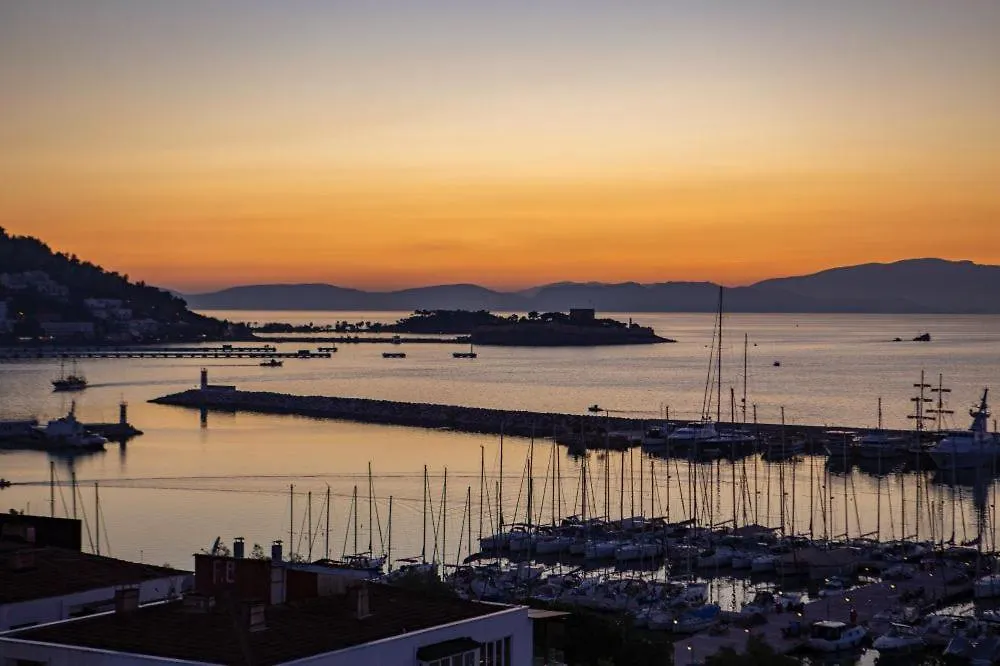 The View City Hotel Kusadasi